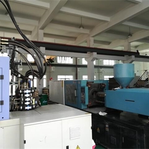 求租太仓注塑厂1100平米