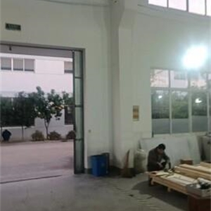 出租上海周边独院厂房2600平方